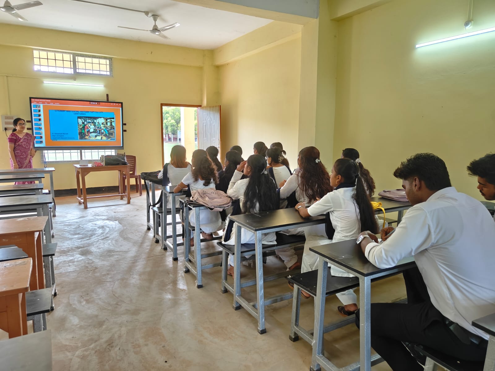 WhatsApp Image 2025 11 03 at 9.45.06 PM